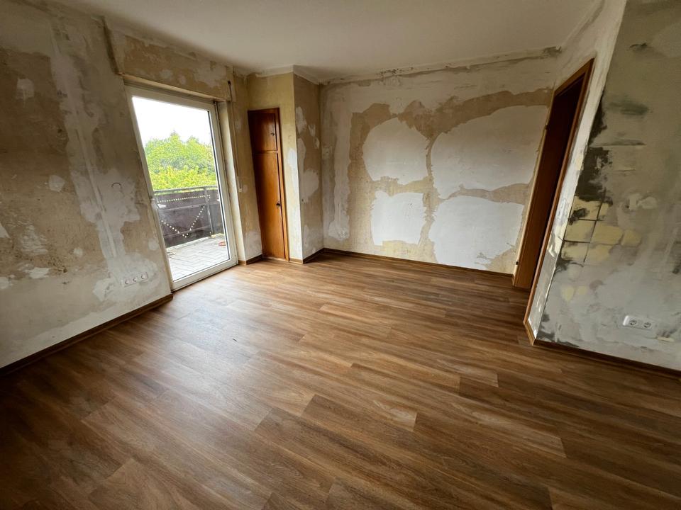 Thumbnail-4 Zimmer Wohnung mit sep. Einheit in Marktheidenfeld zu vermieten