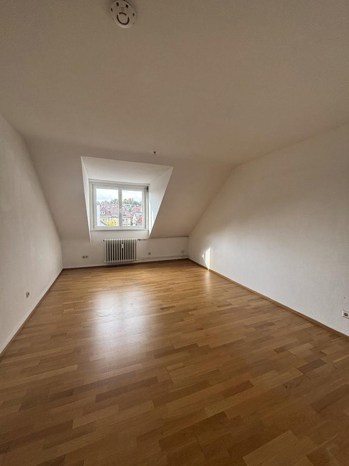 Thumbnail-Helle 3-Zimmer-Wohnung mit traumhaftem Blick über Stuttgart