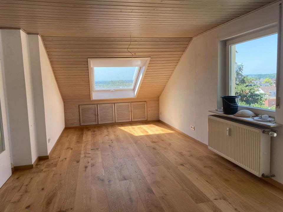 Thumbnail-Schöne 2,5 Zimmer DG-Wohnung in Markdorf mit Dachterrasse