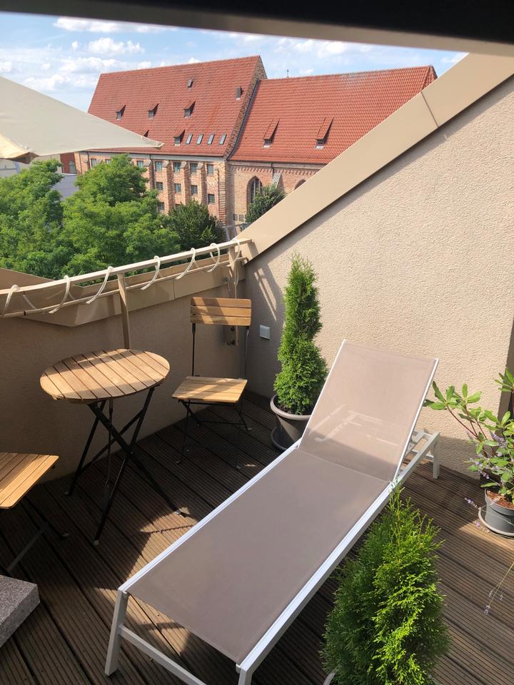 Thumbnail-***Kleines möbliertes Penthaus, zentral am Rosengarten***