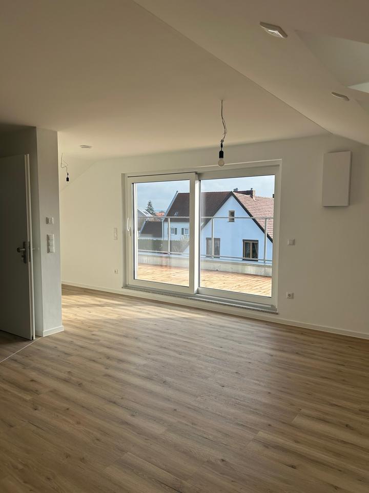 Thumbnail-4-Zimmerwohnung im DG, Dachterrasse + Dachbalkon