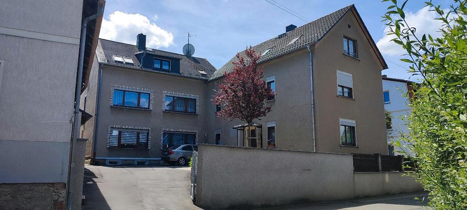 Thumbnail-Gera Grundstück mit 2 Häusern, 6 Wohnungen, 2500m2, vermietet
