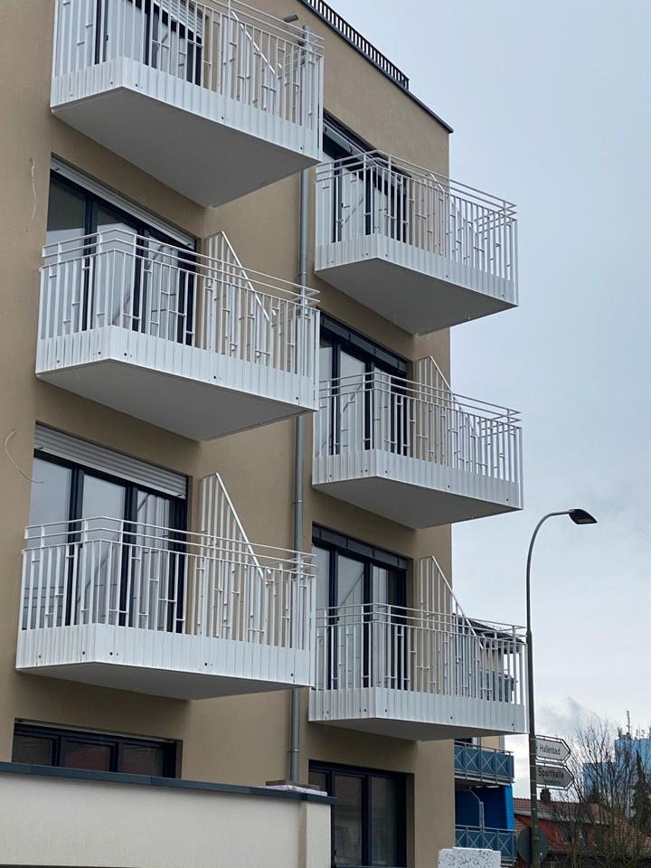 Thumbnail-4 Zimmerwohnung Erdgeschoss mit eigenem Gartenanteil circa 250qm