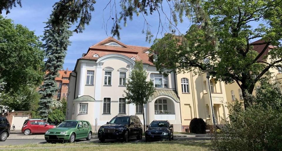 Thumbnail-Stilvolle Stadtvilla in Zentrumsnähe bietet charmanten Arbeitsplatz mit Erker - 1. OG - ca. 59,5 m²