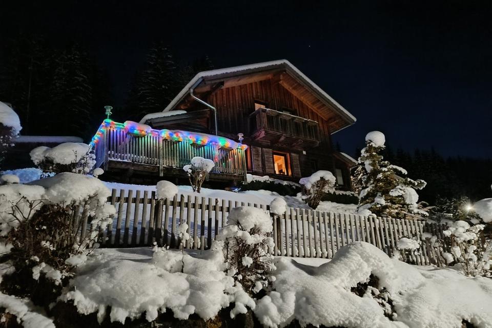 Thumbnail-Ferienhaus Last Minute direkt an der Skipiste von privat