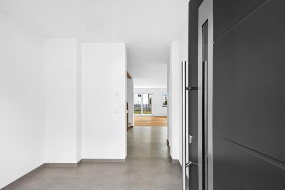 Thumbnail-Gehobenes Reihenendhaus zum Erstbezug