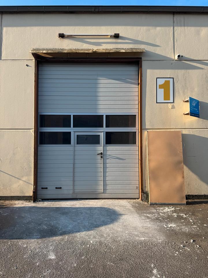 Thumbnail-Gewerbefläche Lagerhalle Ladenlokal in Rellingen zu vermieten