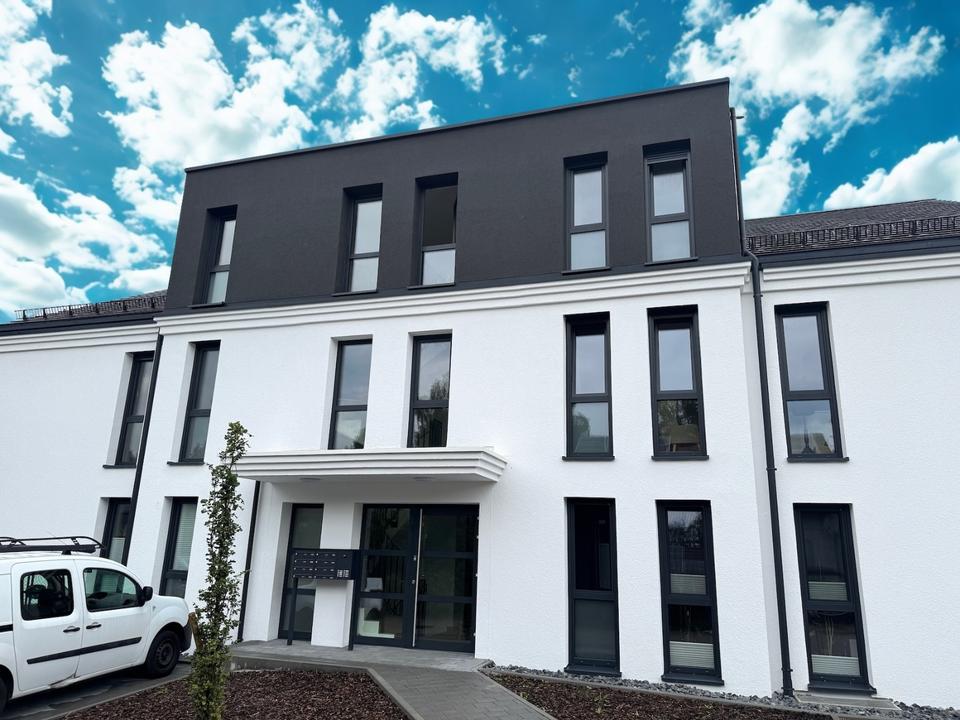 Thumbnail-4-Zimmer-Neubauwohnung in bester Lage