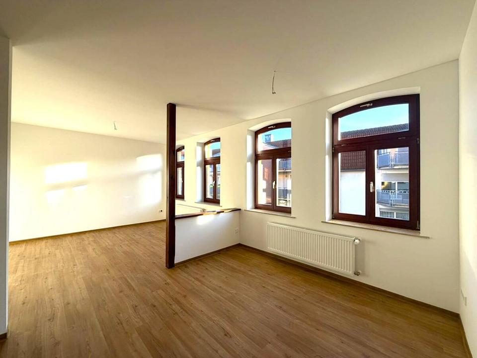 Thumbnail-Modern wohnen im Zentrum: Hochwertige 2-Zimmer-Wohnung mit Balkon & neuer Einbauküche