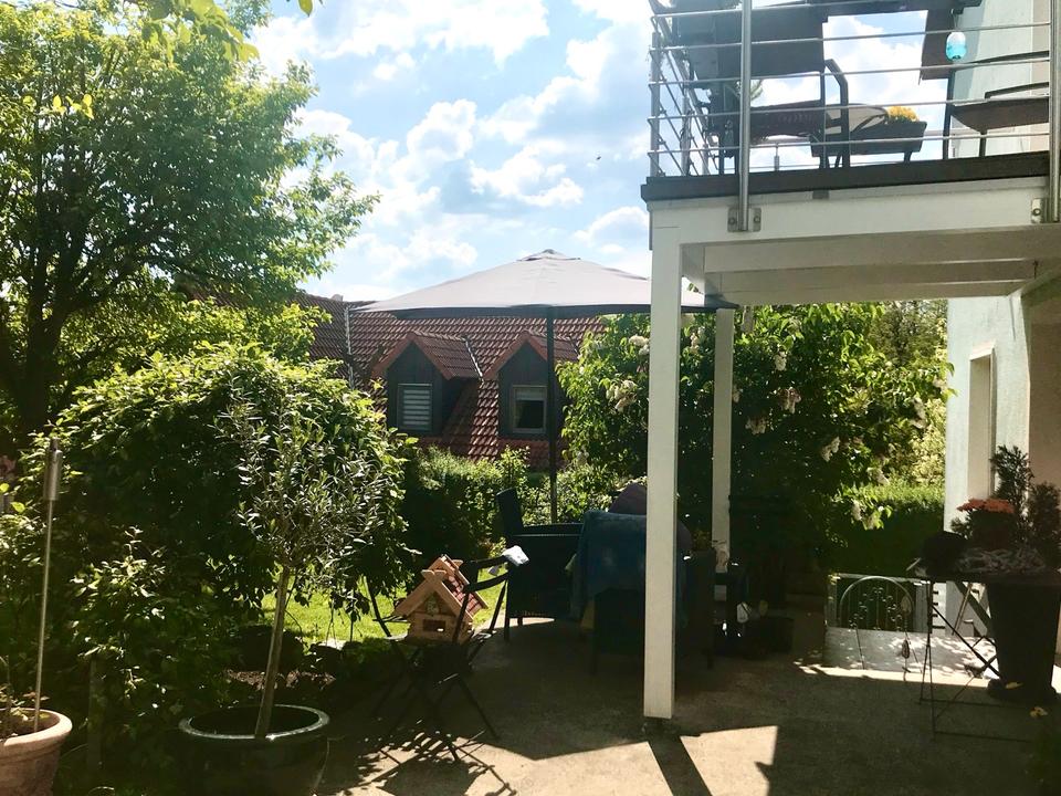 Thumbnail-Großes Zweifamilienhaus, renoviert, hochwertig