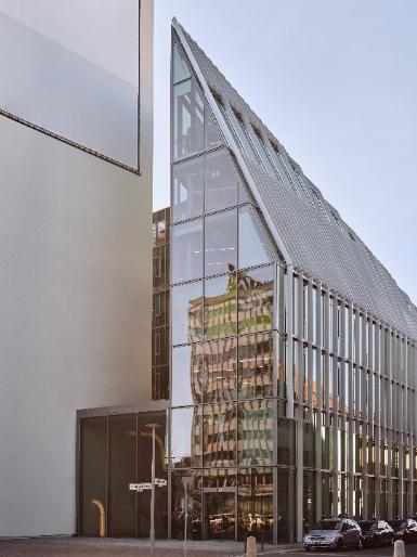 Thumbnail-Zentraler HOME Fixed Desk - mit Blick auf Berlin, flexibel & ausgestattet