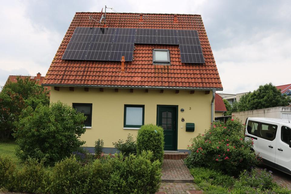 Thumbnail-Gepflegtes freistehendes Einfamilienhaus in Arnstadt zu verkaufen