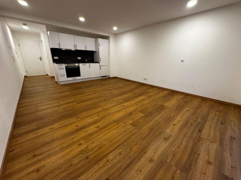 Thumbnail-Modernes Appartement mit Einbauküche !