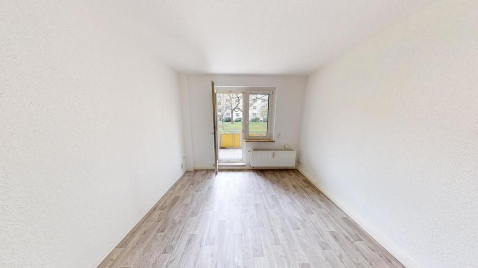 Thumbnail-In ruhiger Seitenstraße gelegene 2-Raum-Wohnung mit Balkon