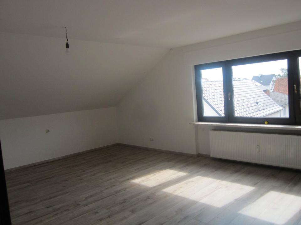 Thumbnail-4 Zimmer Dachgeschoßwohnung