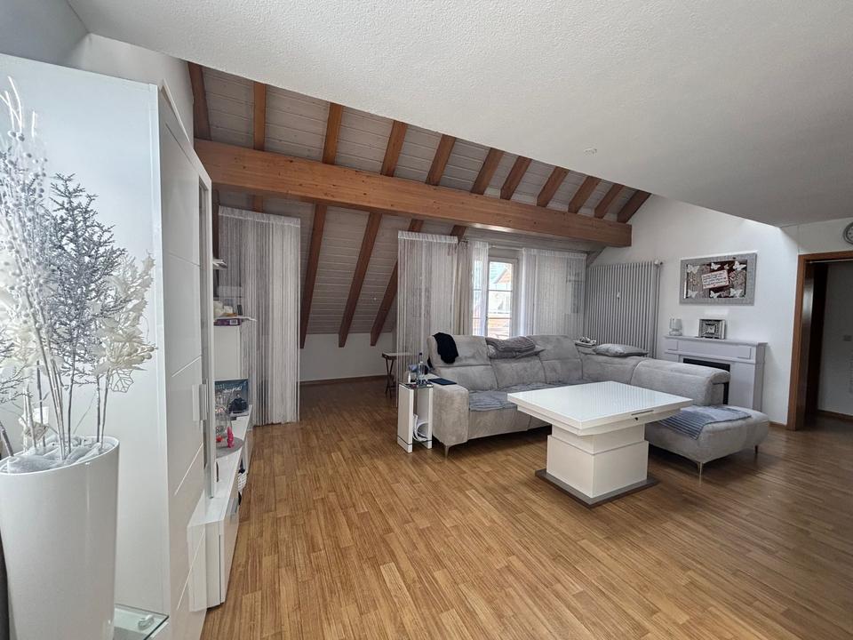 Thumbnail-4,5-Zimmer-Dachgeschosswohnung in Steinen mit Dachterrasse