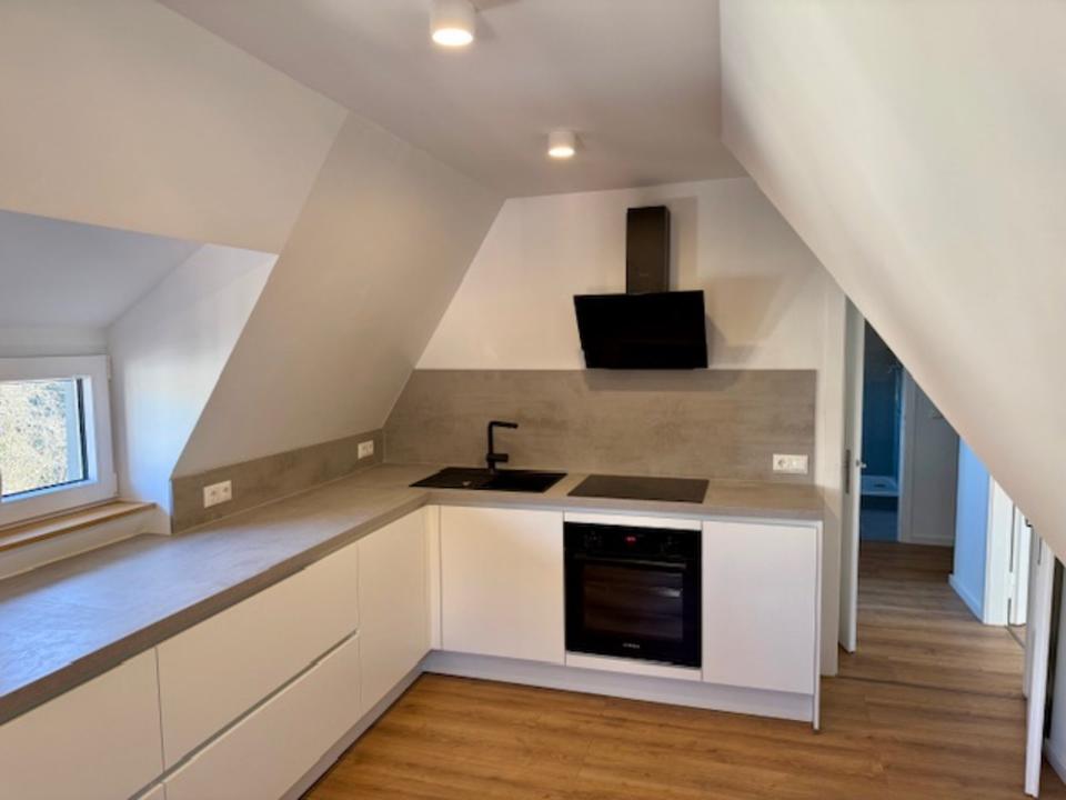 Thumbnail-Charmante 2-Zimmer-Wohnung im Dachgeschoss, Erstbezug, top Lage