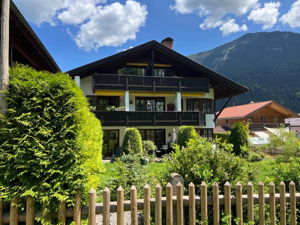 Thumbnail-Apartment auf Zeit, 1-6 Monate, GAP Burgrain, Fluss-Bergblick