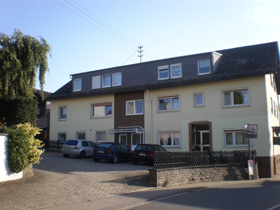 Thumbnail-3,5 Zimmer-Wohnung in Gemmerich zu vermieten