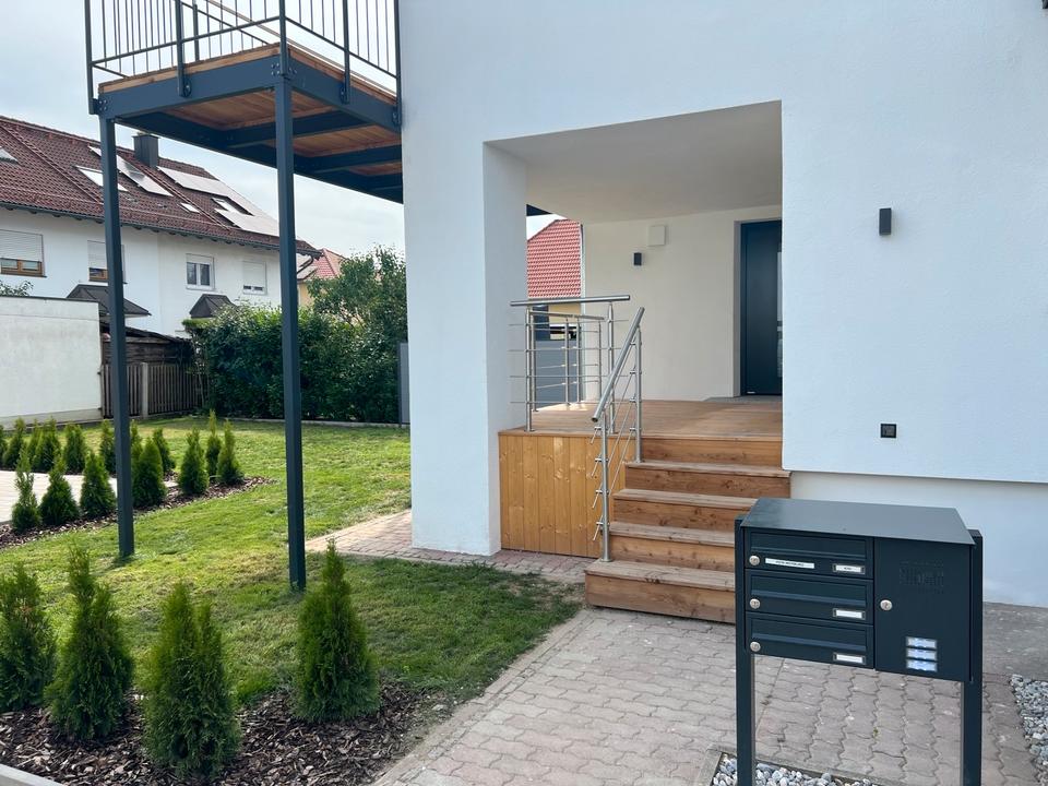 Thumbnail-Wie ein kleines Haus! Exklusive 3-Zimmer Wohnung + eigener Garten