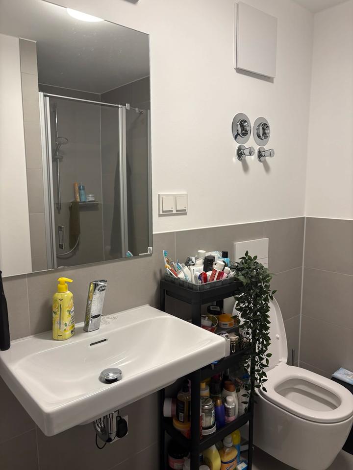 Thumbnail-Helle 1-Zimmer-Wohnung mit Pantry-Küche