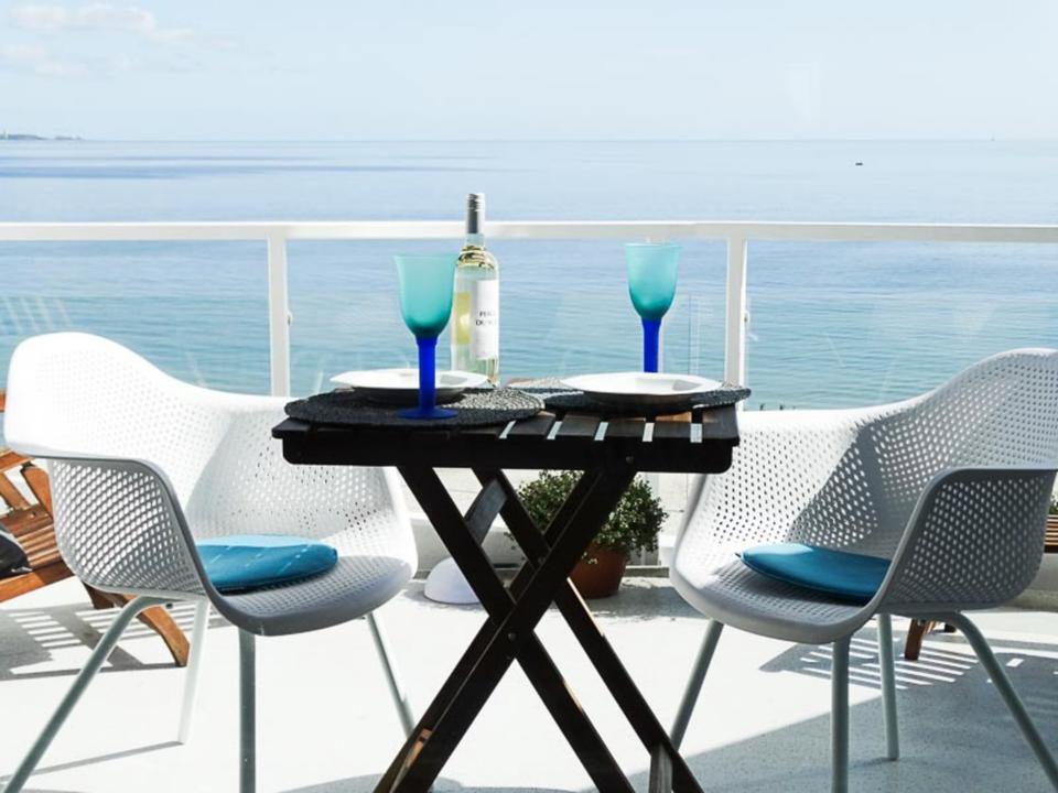 Thumbnail-1 Zimmer Ferienwohnung 1.Reihe MEERBLICK & POOL Scharbeutz