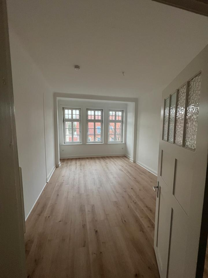Thumbnail-4-Zimmer Altbau am Viehburger Gehölz