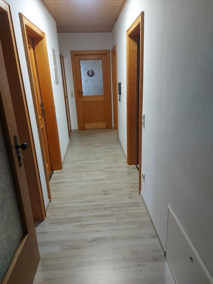 Thumbnail-Helle freundliche frisch renovierte Dachgeschosswohnung