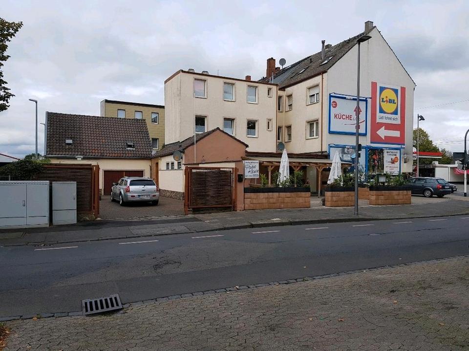 Thumbnail-schönes und großes Häuser