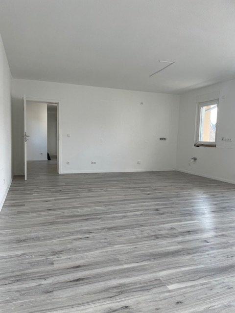 Thumbnail-Gut geschnittene, schöne 4-Zimmer Wohnung in Eppstein-Bremthal