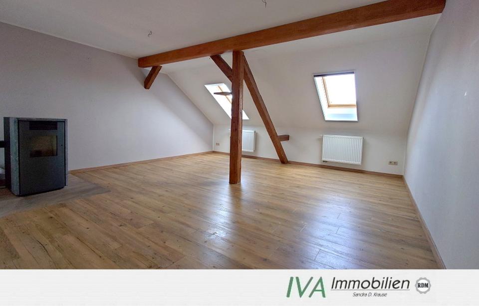 Thumbnail-Schicke 3-Raum-Dachgeschoss-Wohnung mit großem Balkon in schöner Innenstadtlage Riesa´s