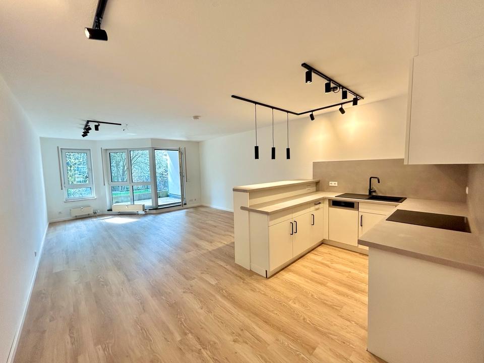 Thumbnail-2-Zimmer-Wohnung mit Terrasse & TG-Stellplätzen - Altstadt-Nähe