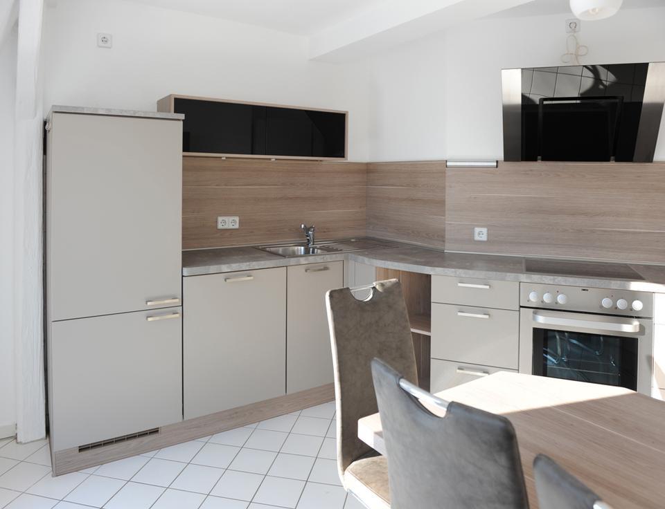 Thumbnail-hübsche Dachgeschoss-Maisonette-WE mit EBK und Balkon in ruhiger zentrumsnaher Lage