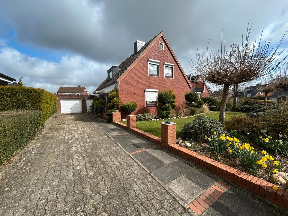 Thumbnail-Haus in Bremerhaven Grünhöfe 140 Quadratmeter 2 Wohnungen