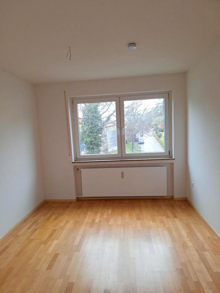 Thumbnail-2 Zimmerwohnung 79104 Freiburg-Zähringen