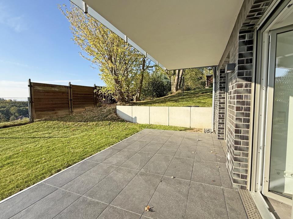 Thumbnail-Moderne 2 Zimmer-Wohnung mit großzügiger Süd-Westterrasse, Garten, Fahrstuhl und Garage in Bad Oeynhausen-Oberbecksen