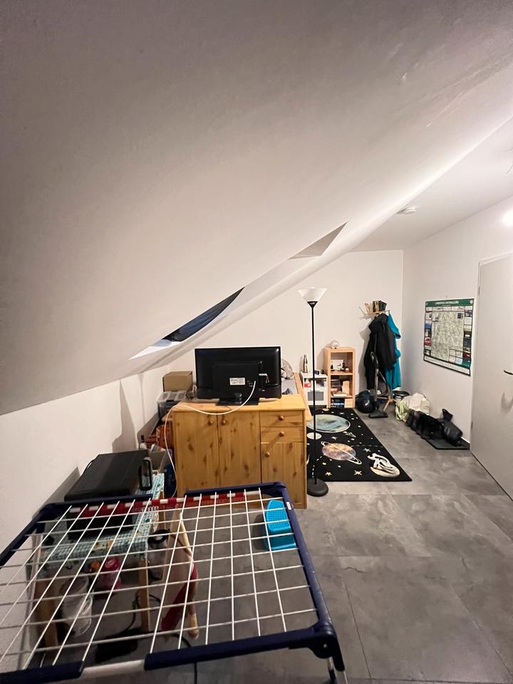 Thumbnail-WG Zimmer in Gießen Teil möblieret