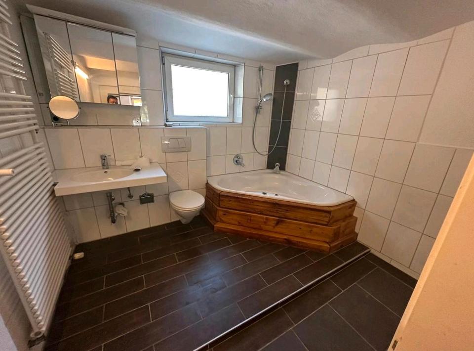 Thumbnail-Exlusive, frisch renovierte 6-Zimmer-Wohnung mit Sonnenterrasse