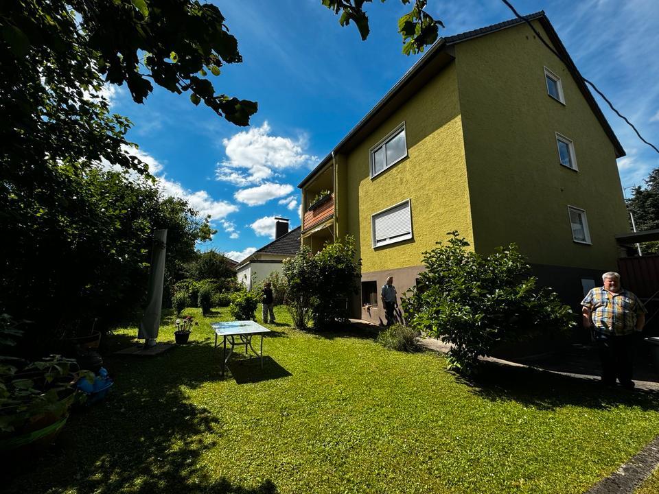 Thumbnail-Sanierte 3-Zimmer-Dachgeschosswohnung mit Garten