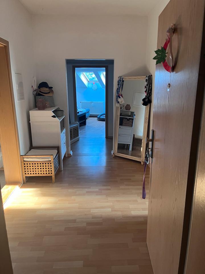 Thumbnail-Helle 4-Raum-Dachgeschosswohnung ab 01.05.