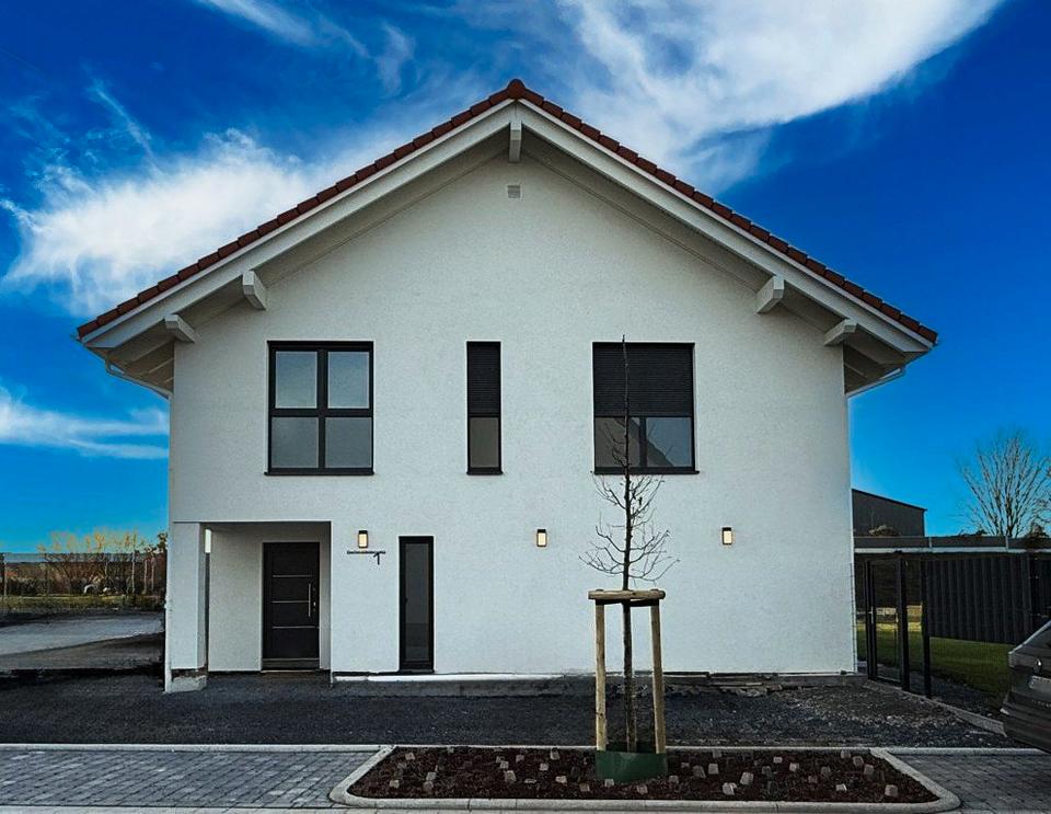 Thumbnail-Exklusives Einfamilienhaus mit großem Garten im Soester Norden