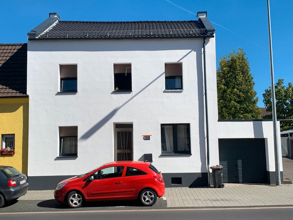 Thumbnail-Rendite-Objekt mit Potenzial: Einfamilienhaus mit ausbaufähiger E