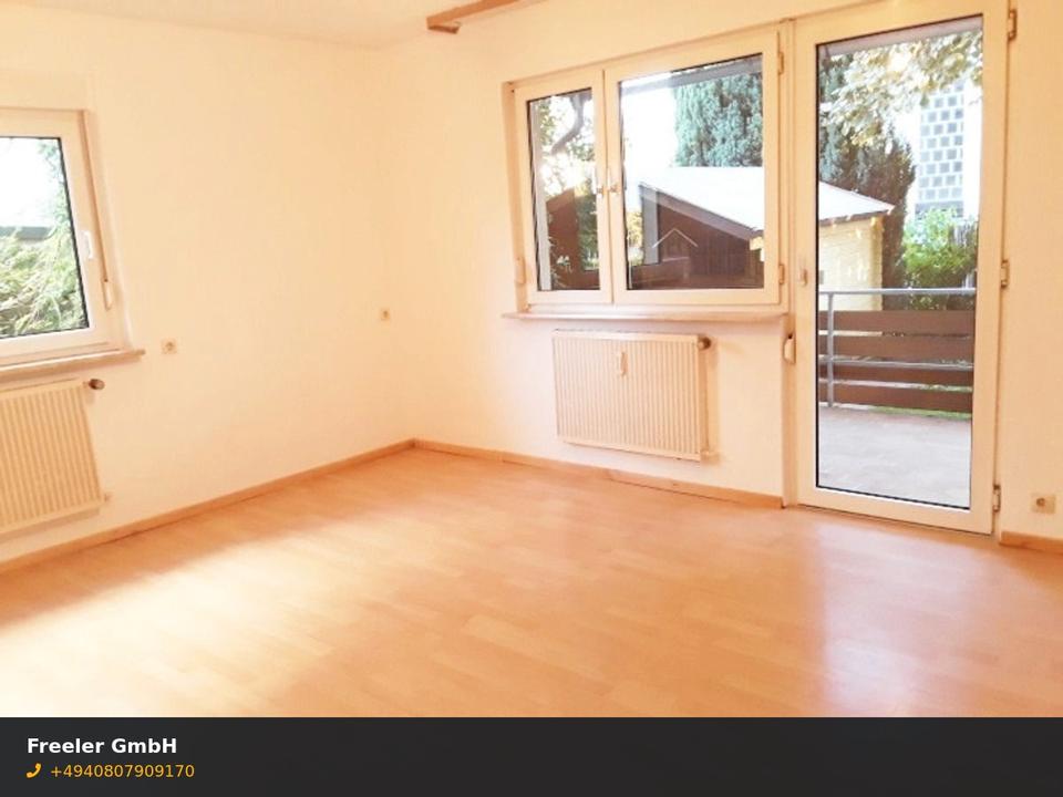 Thumbnail-Helle 3-Zimmer-Wohnung mit Einbauküche und Balkon in Harburg