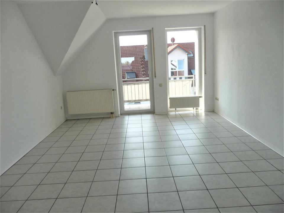Thumbnail-Sehr gepflegte 3- Zimmer-DG-Wohnung