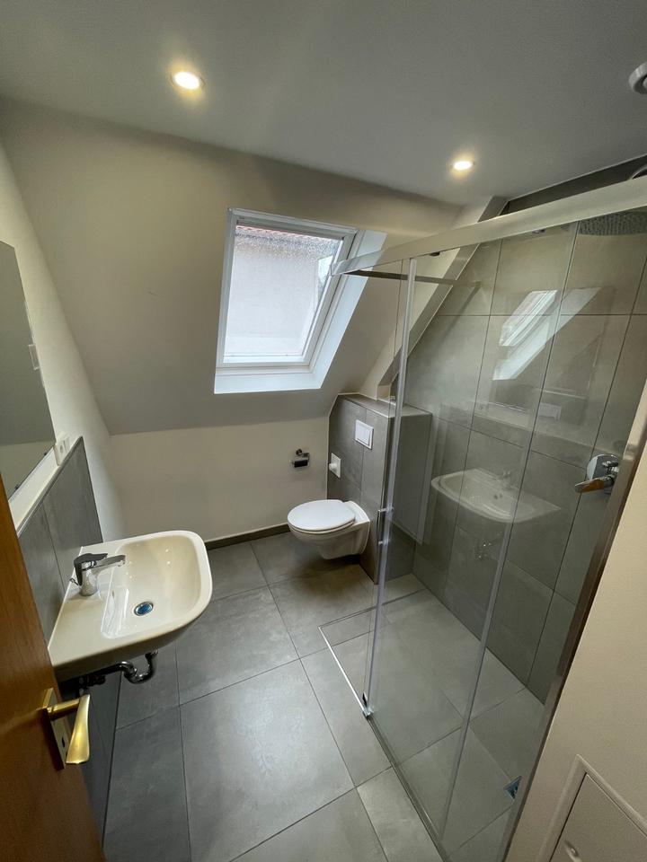 Thumbnail-✨ Einzigartige 3-Zimmer-Wohnung mit zusätzlichem DG-Bereich