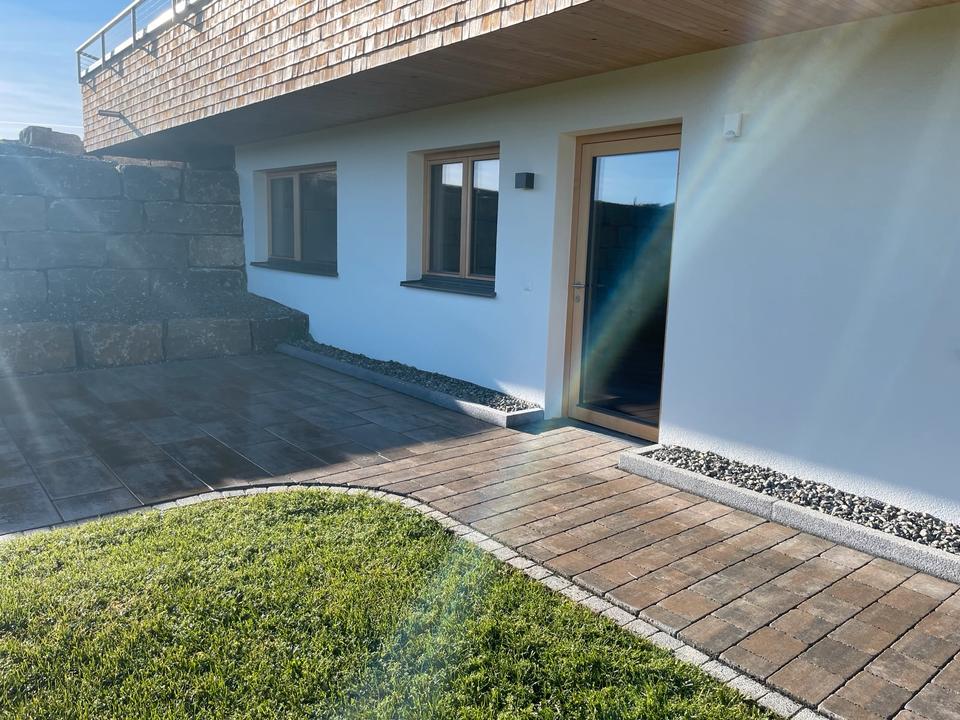 Thumbnail-moderne Neubauwohnung in Alleinlage