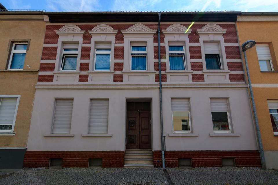 Thumbnail-Mehrfamilienhaus 4 WE (3 vermietet, 1 frei), DG ausbaufähig