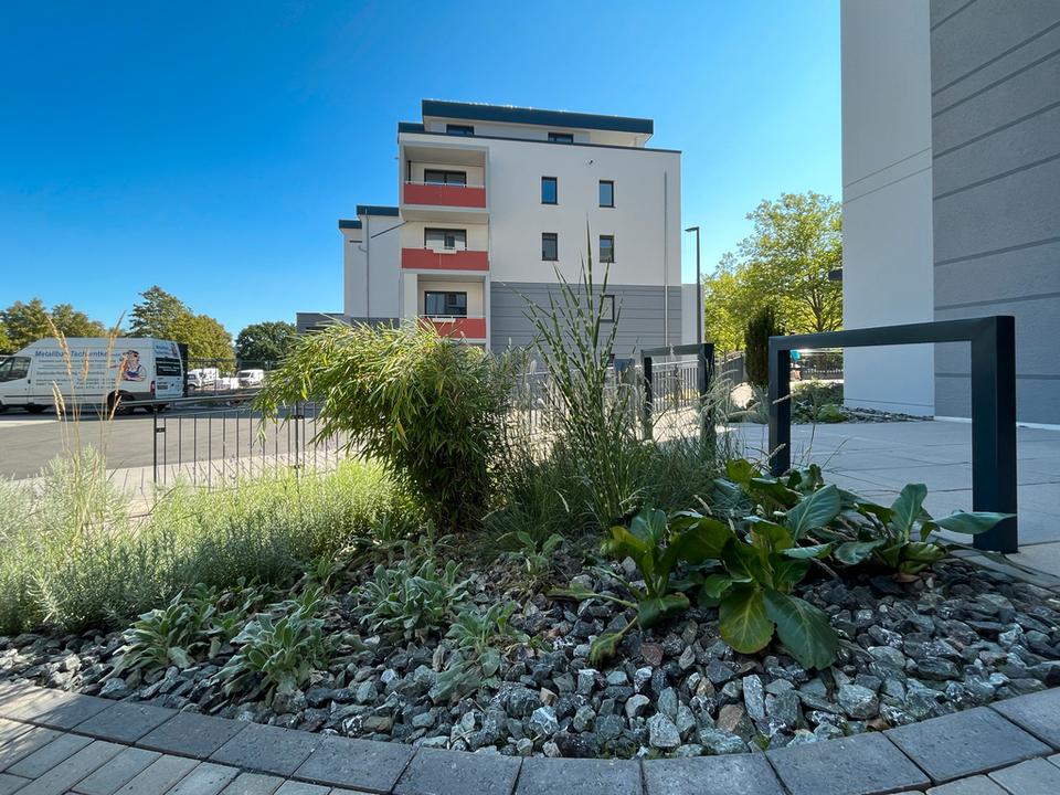 Thumbnail-Barrierefreie 3-Raum-Wohnung mit Dusche und Badewanne sowie großem Balkon