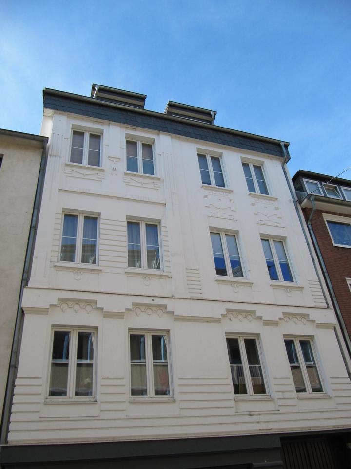 Thumbnail-Schöne 3-Zimmer-Altbau-Wohnung in Köln-AltstadtSüd