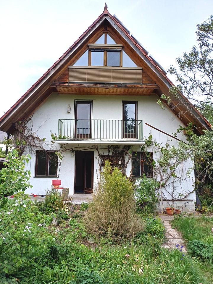 Thumbnail-Ruhiges Haus in München Pasing auf großem Grundstück